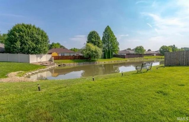 3212 Oaklyn Drive, Evansville, IN 47711
