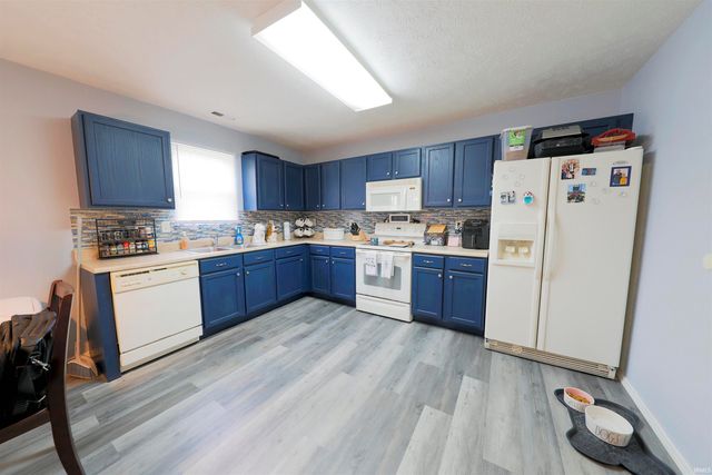 3212 Oaklyn Drive, Evansville, IN 47711