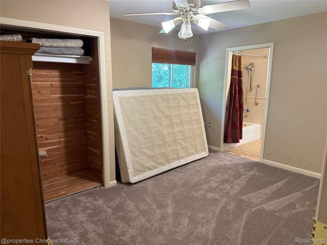 1640 Orchard Lane, Bloomfield Hills, MI 48301