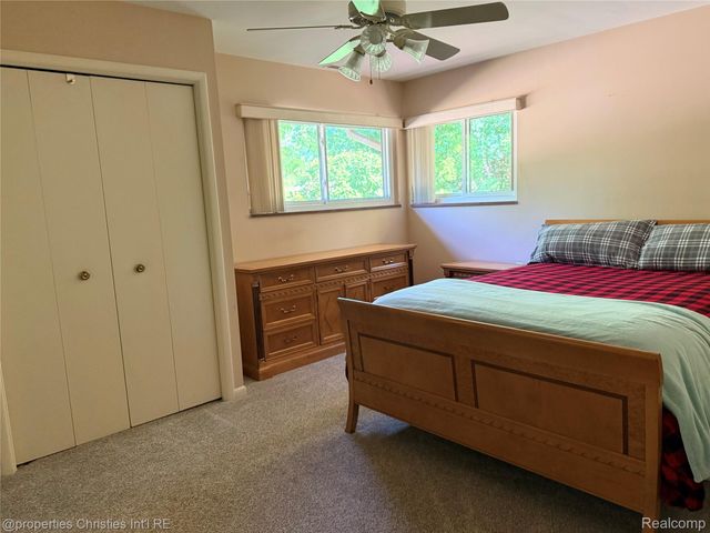 1640 Orchard Lane, Bloomfield Hills, MI 48301