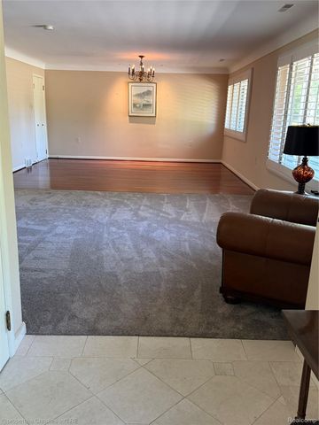 1640 Orchard Lane, Bloomfield Hills, MI 48301