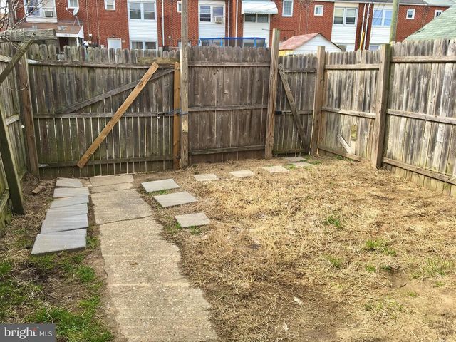 2004 LARKHALL RD, Dundalk, MD 21222