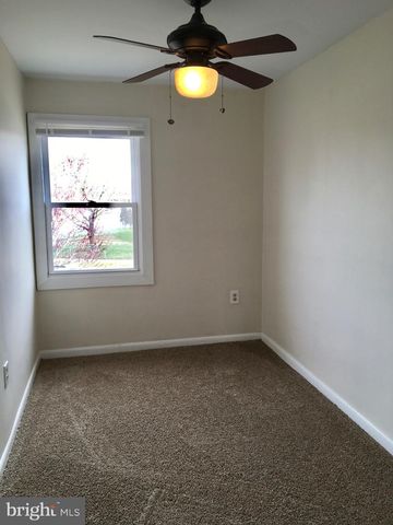 2004 LARKHALL RD, Dundalk, MD 21222