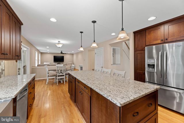 6425 4 FOOT TRL, Columbia, MD 21045