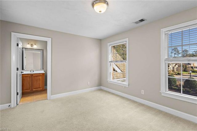 108 Patricks CT, Carrollton, VA 23314