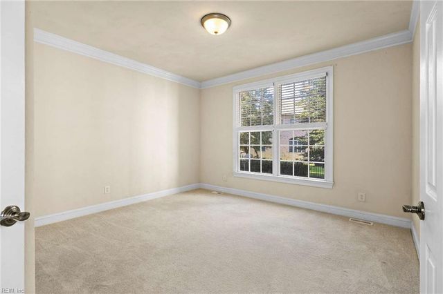 108 Patricks CT, Carrollton, VA 23314