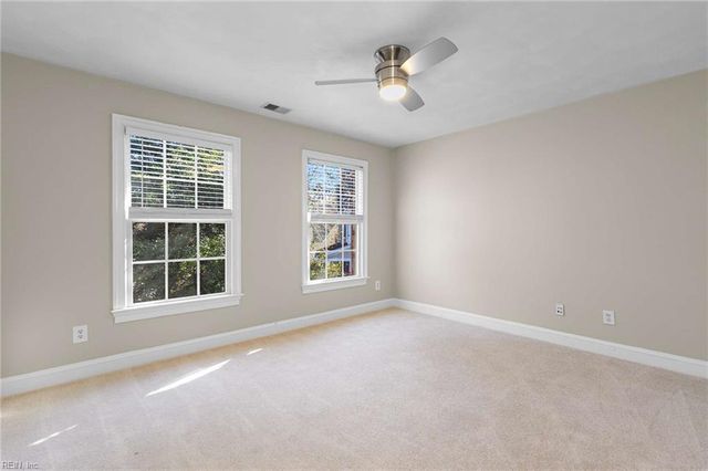 108 Patricks CT, Carrollton, VA 23314