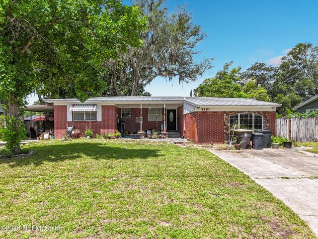 7410 PINEVILLE Drive, Jacksonville, FL 32244