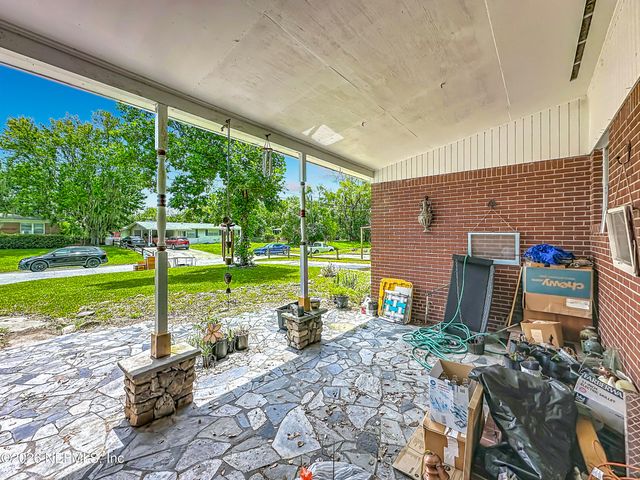 7410 PINEVILLE Drive, Jacksonville, FL 32244