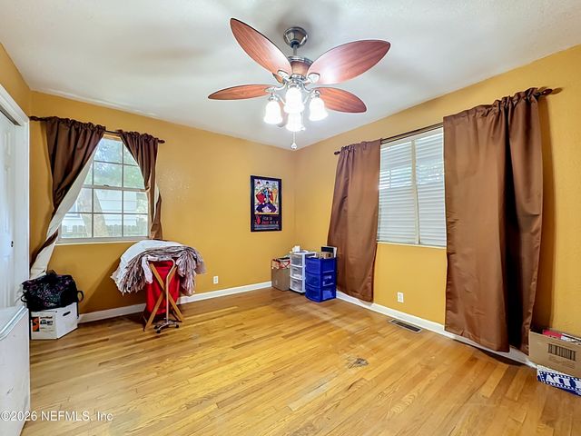 7410 PINEVILLE Drive, Jacksonville, FL 32244