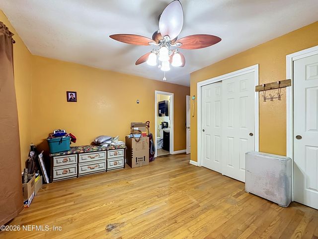 7410 PINEVILLE Drive, Jacksonville, FL 32244