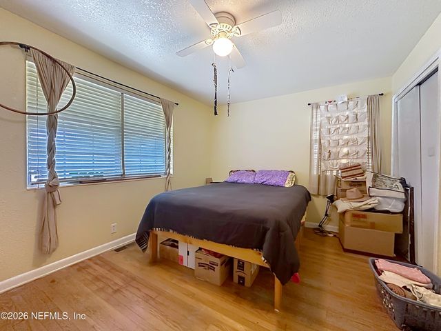 7410 PINEVILLE Drive, Jacksonville, FL 32244
