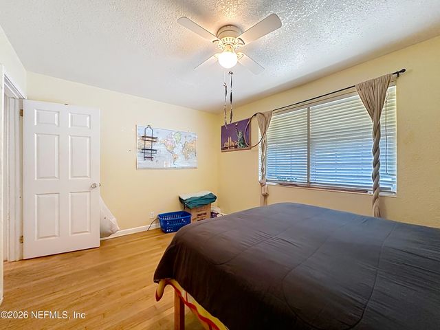 7410 PINEVILLE Drive, Jacksonville, FL 32244