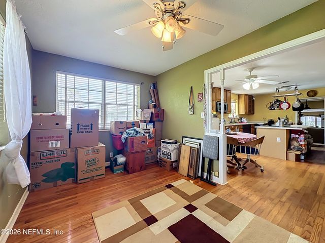 7410 PINEVILLE Drive, Jacksonville, FL 32244