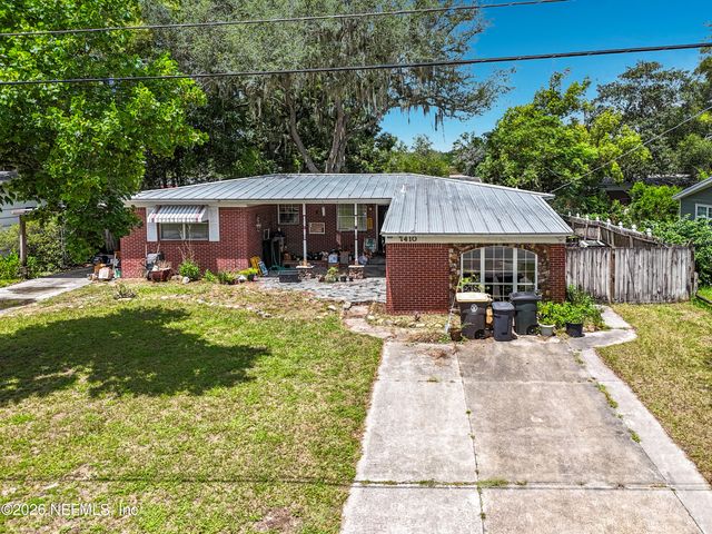 7410 PINEVILLE Drive, Jacksonville, FL 32244