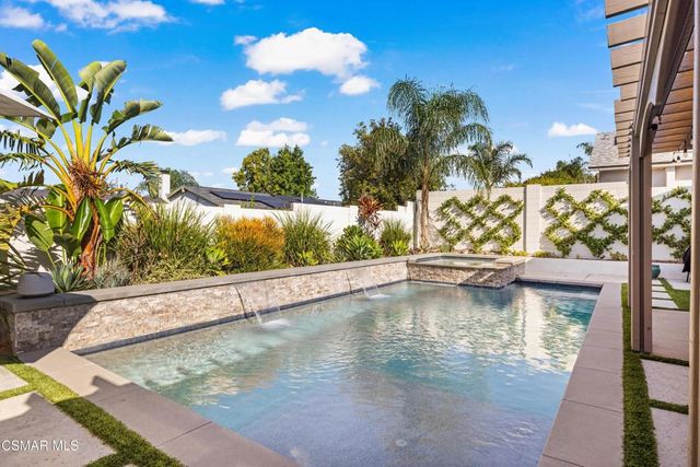 2709 Carlmont Place, Simi Valley, CA 93065
