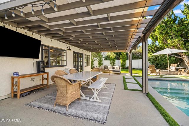 2709 Carlmont Place, Simi Valley, CA 93065