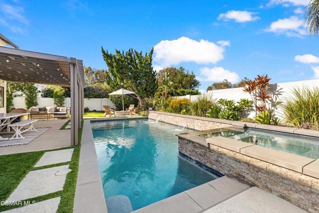 2709 Carlmont Place, Simi Valley, CA 93065