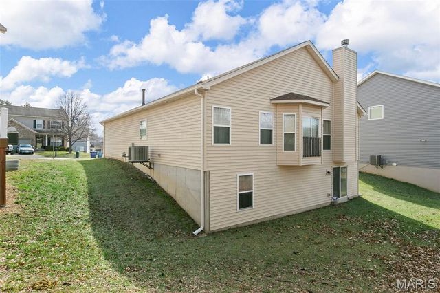 5406 Misty Crossing Court, Florissant, MO 63034