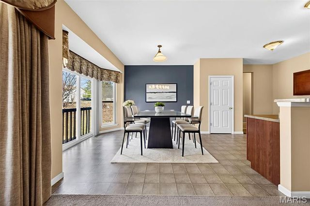 5406 Misty Crossing Court, Florissant, MO 63034