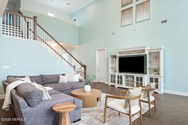 592 OUTLOOK Drive, Ponte Vedra, FL 32081