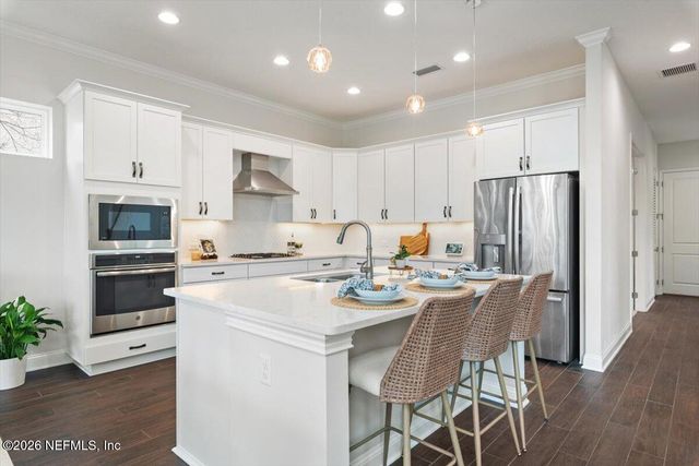 592 OUTLOOK Drive, Ponte Vedra, FL 32081