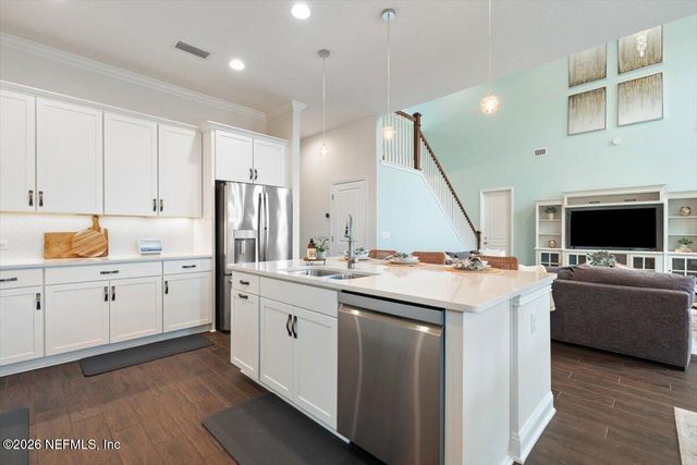 592 OUTLOOK Drive, Ponte Vedra, FL 32081