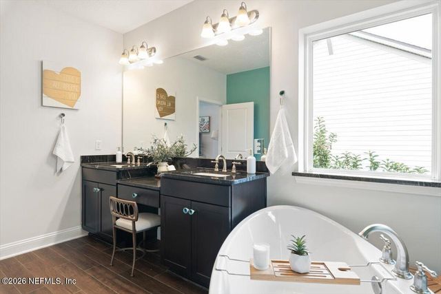 592 OUTLOOK Drive, Ponte Vedra, FL 32081