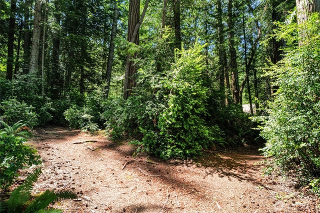 559 E Pointes Drive, Shelton, WA 98584