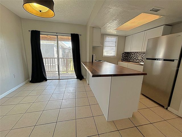 2777 L B MCLEOD ROAD D, Orlando, FL 32805