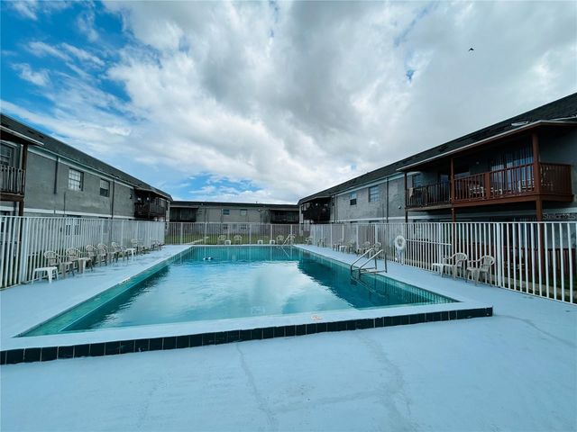 2777 L B MCLEOD ROAD D, Orlando, FL 32805