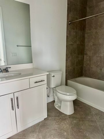 2950 NW 124th Way, Sunrise, FL 33323