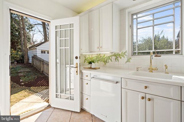 4838 LANGDRUM LN, Chevy Chase, MD 20815