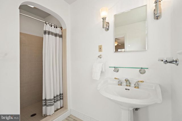 4838 LANGDRUM LN, Chevy Chase, MD 20815