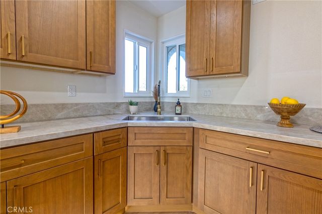 3306 Debbie, Riverside, CA 92501