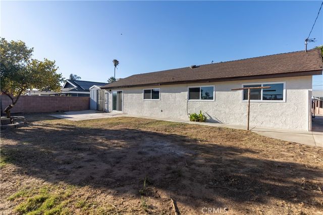 3306 Debbie, Riverside, CA 92501