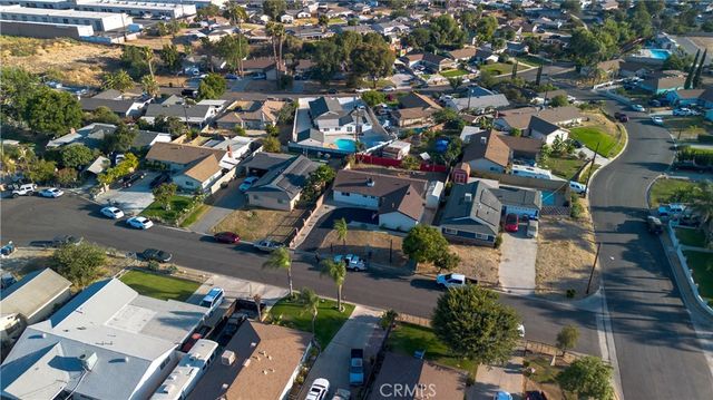 3306 Debbie, Riverside, CA 92501