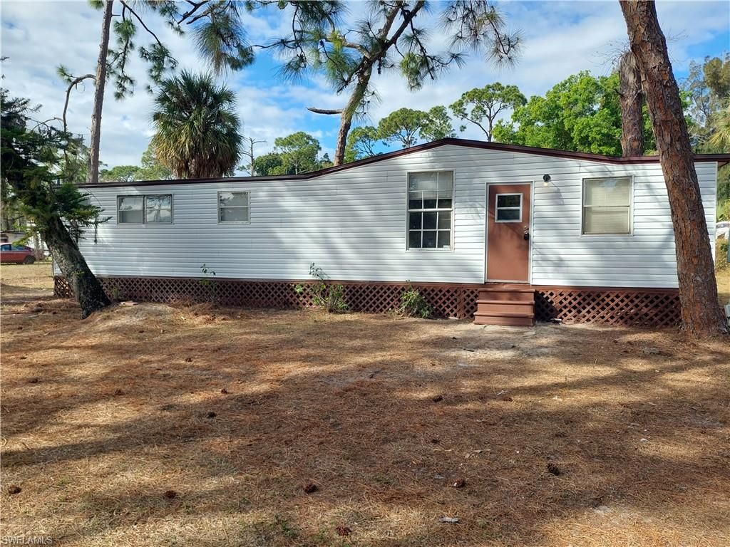 7580 McDaniel DR, NORTH FORT MYERS, FL 33917 — photo 4