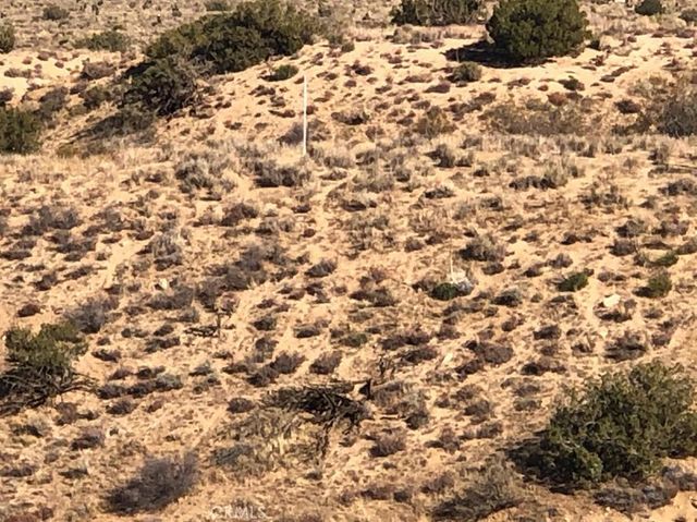 26637 Santa Rosa Road, Apple Valley, CA 92308