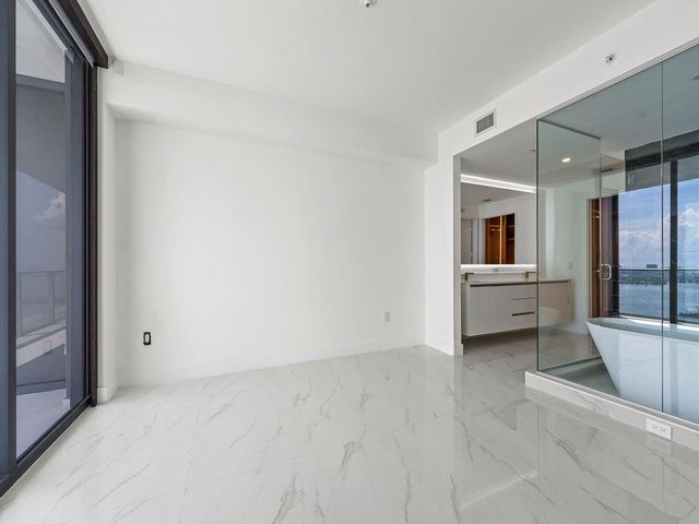 700 NE 24th Street 3002, Miami, FL 33137