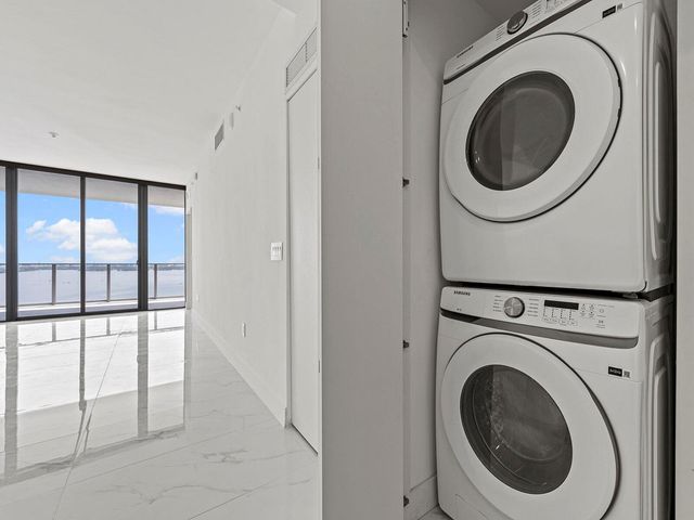 700 NE 24th Street 3002, Miami, FL 33137