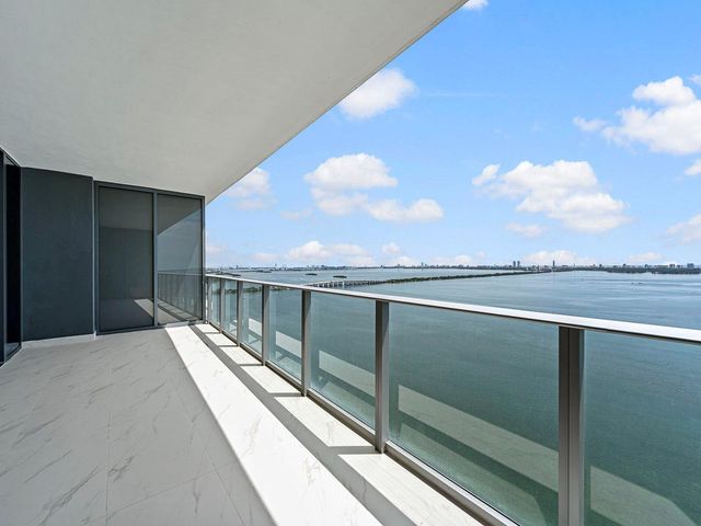 700 NE 24th Street 3002, Miami, FL 33137