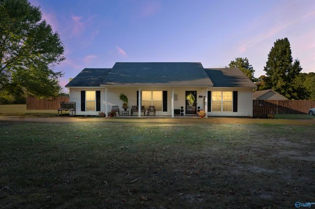 26805 Thach Road, Athens, AL 35613