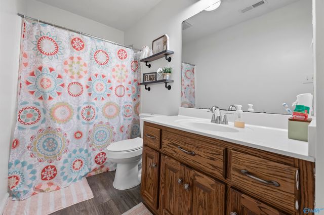 26805 Thach Road, Athens, AL 35613