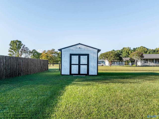 26805 Thach Road, Athens, AL 35613