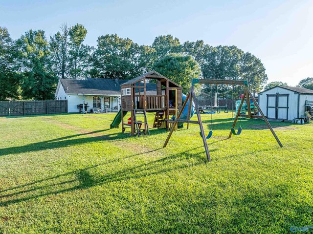 26805 Thach Road, Athens, AL 35613