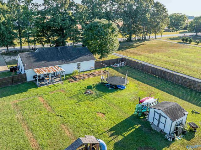 26805 Thach Road, Athens, AL 35613