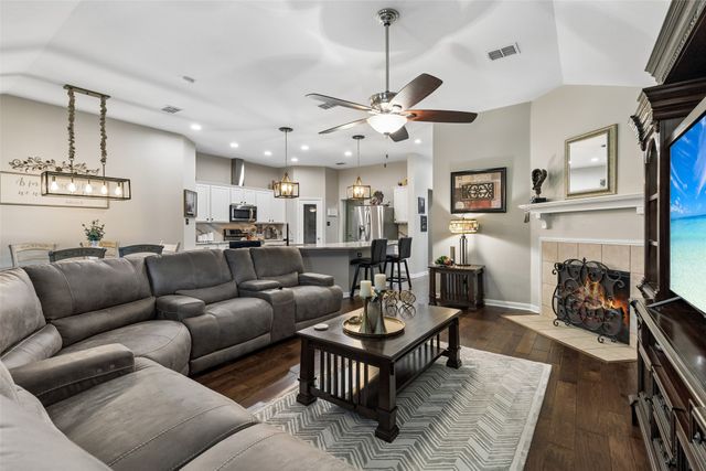 7709 Uvalde Way, Mckinney, TX 75071