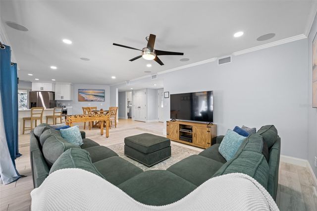 1862 DEL ROBLES DRIVE, Clearwater, FL 33764