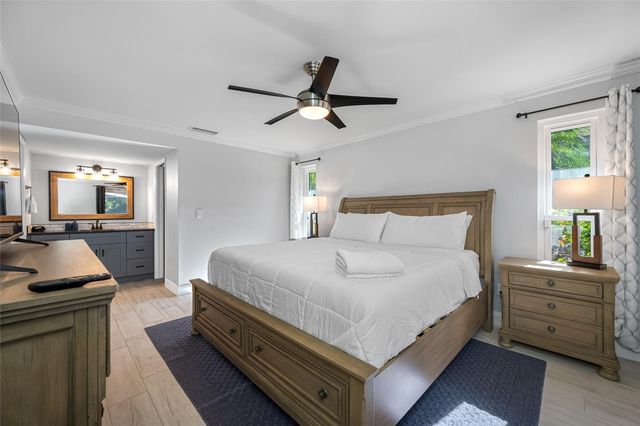 1862 DEL ROBLES DRIVE, Clearwater, FL 33764